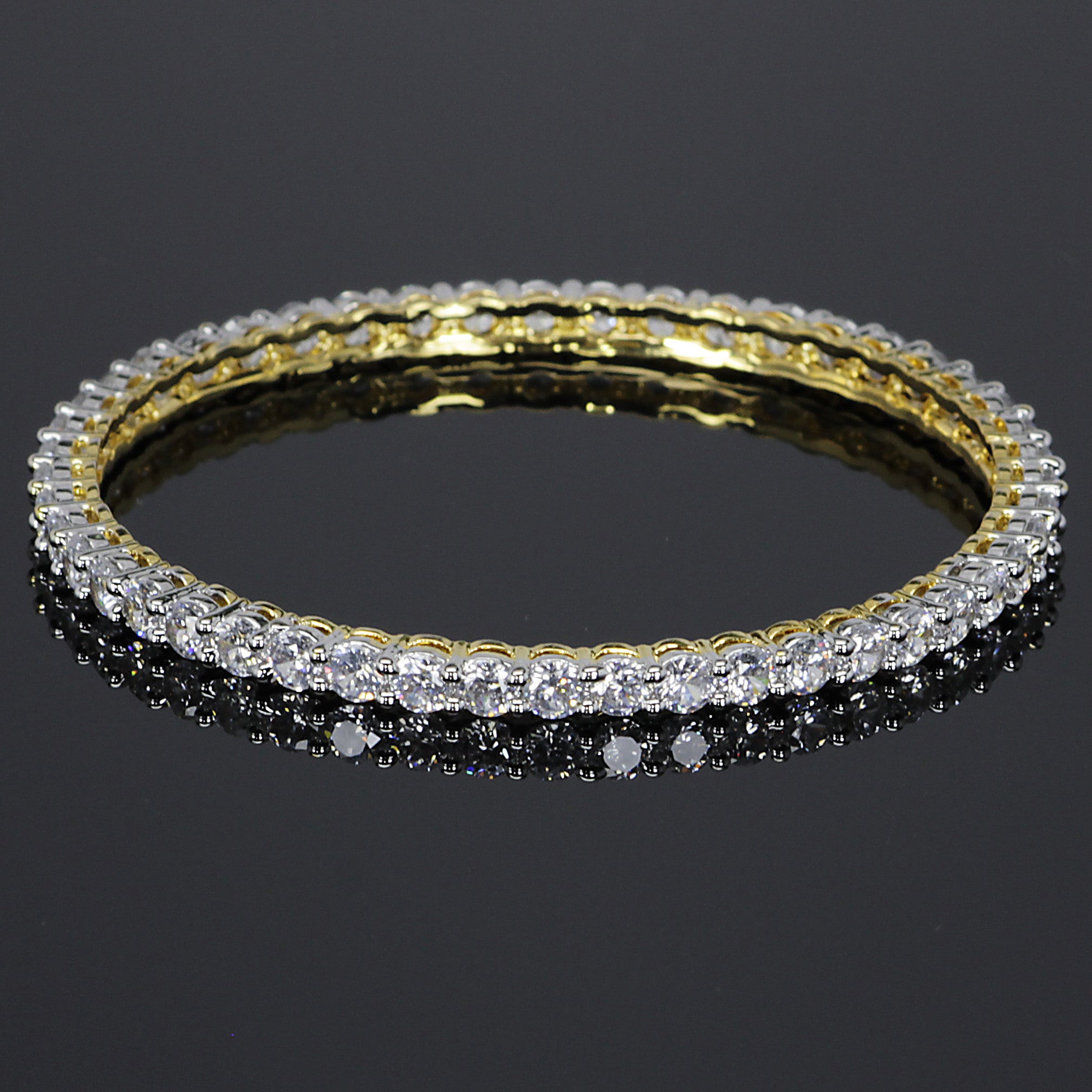 Solitaire Diamond Bangles at 700000.00 INR in Surat, Gujarat | Clio Diamond